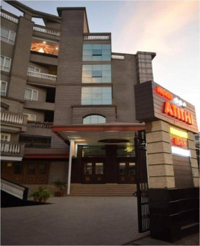 Отель Hotel Atithi  Гувахати